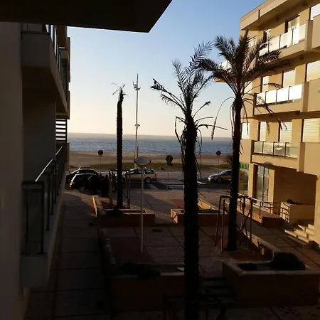 דירה The 3 Waves