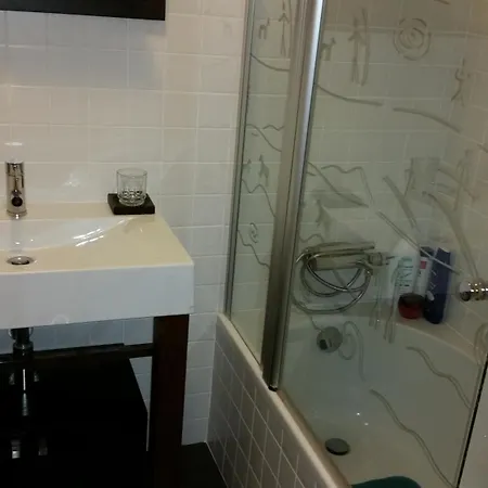 The 3 Waves דירה